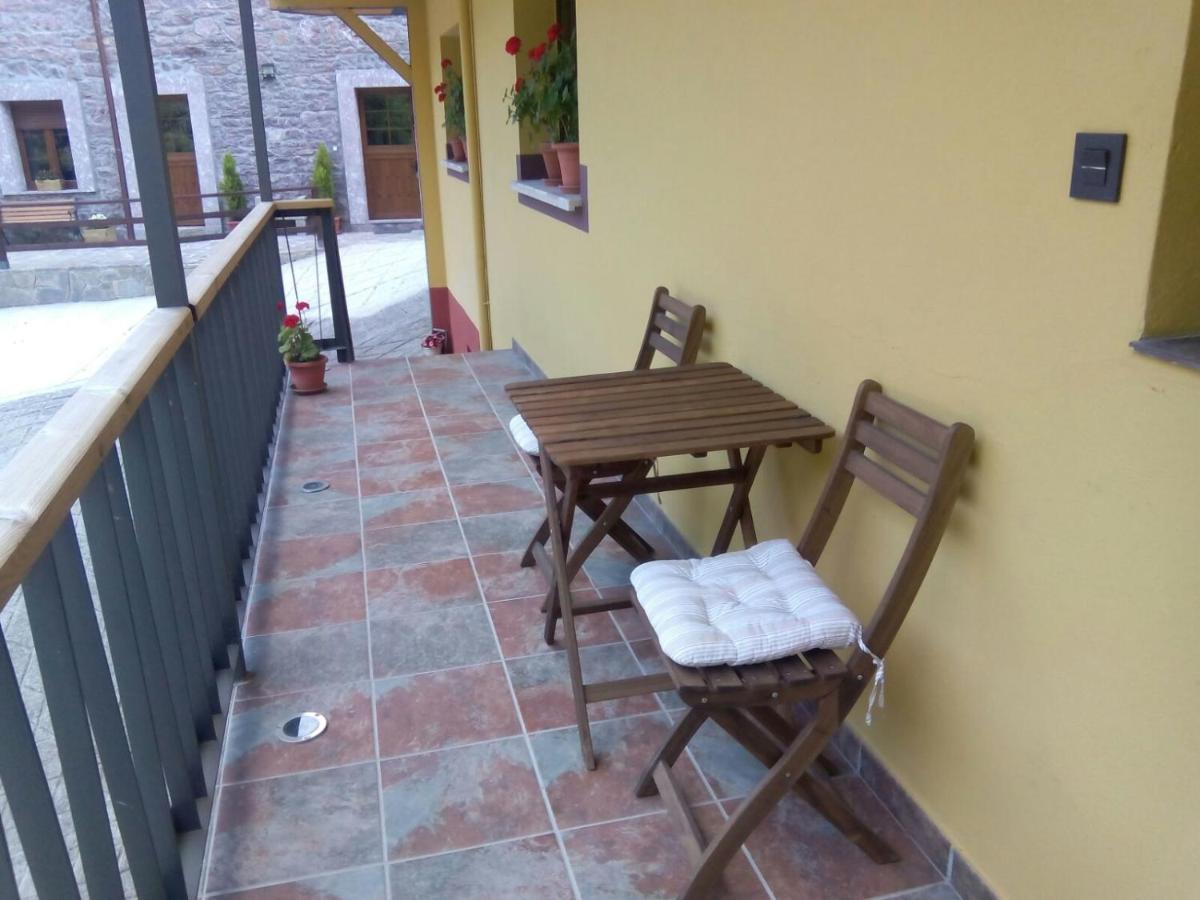Apartamentos Rurales La Veiga La Riera  エクステリア 写真